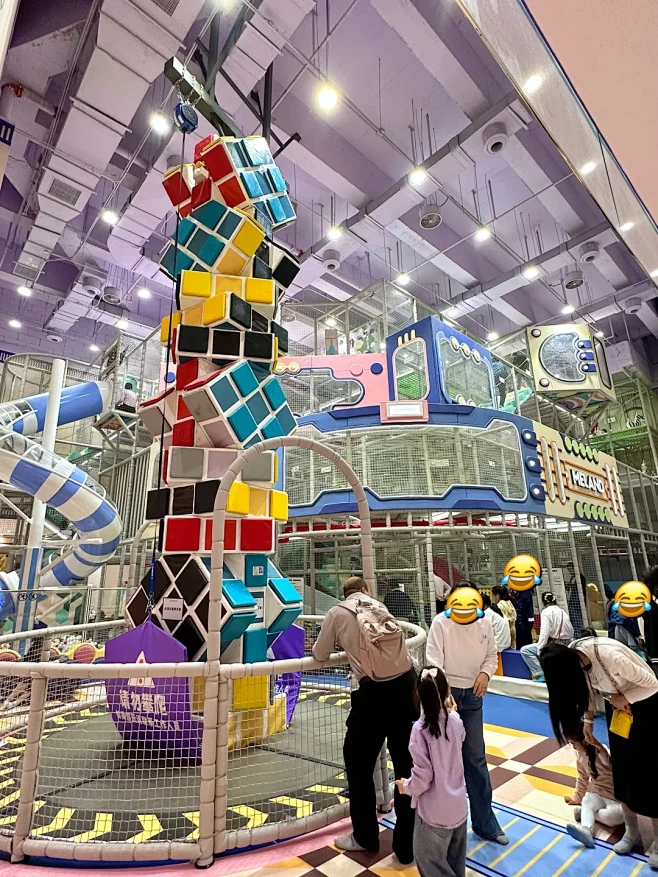 indoor playground franchise